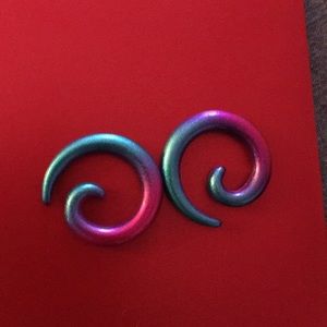 pink and blue swirly gauges🦄